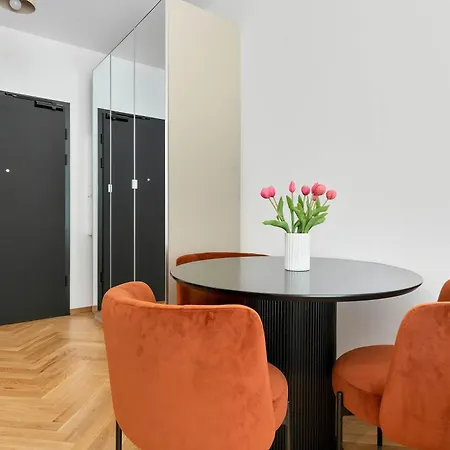 Motlawa Riverside Design By Renters דירה *